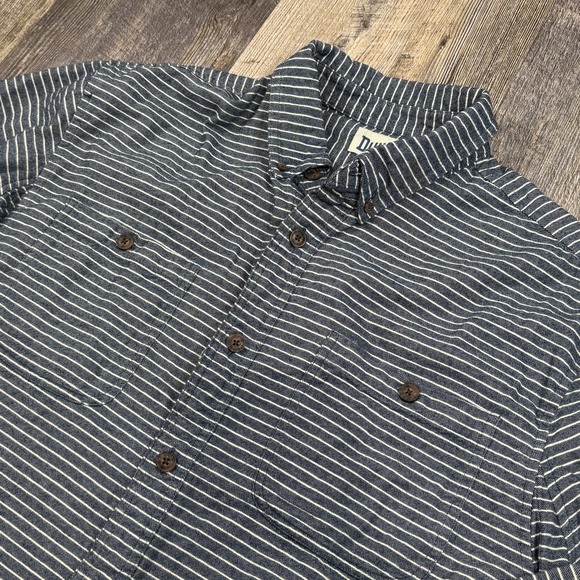 Duluth Trading Co Other - Duluth Trading Co Free Swingin Flannel Shirt Men's‎ XL Relaxed Fit Striped Blue